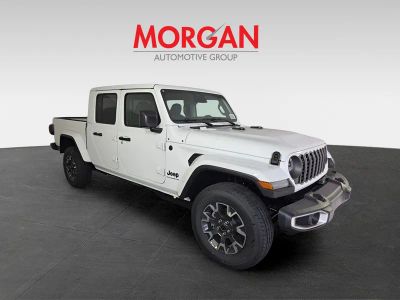 2026 Jeep Gladiator — side profile view