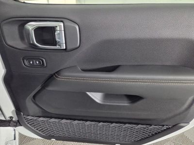 2026 Jeep Gladiator — photo 21 view