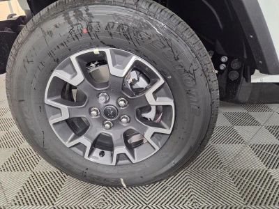 2026 Jeep Gladiator — photo 7 view