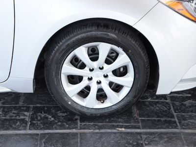 2023 Toyota Corolla FWD - Photo 13