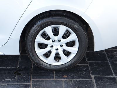 2023 Toyota Corolla FWD - Photo 7