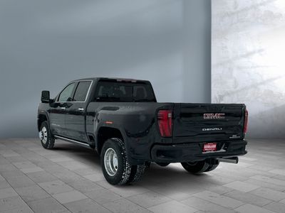 2026 GMC Sierra 3500HD - Photo 4