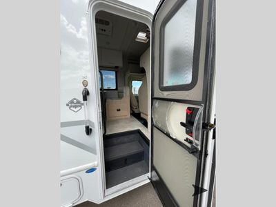 2026 Thor Motor Coach Chateau - Photo 8