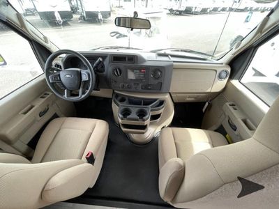 2026 Thor Motor Coach Chateau - Photo 31