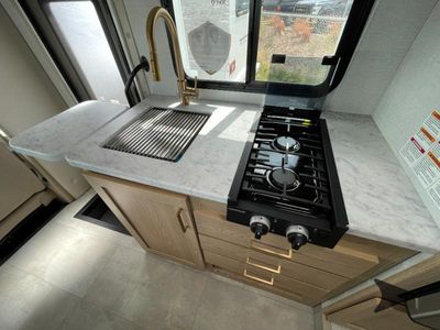 2026 Thor Motor Coach Chateau - Photo 15