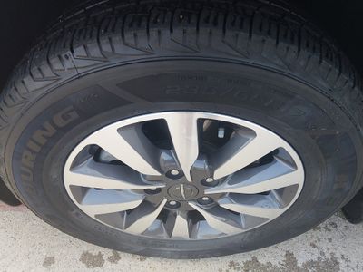 2023 Chrysler Pacifica — photo 10 view