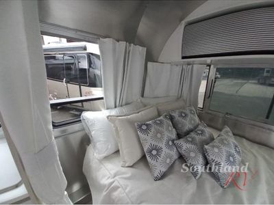 2025 Airstream Bambi - Photo 12