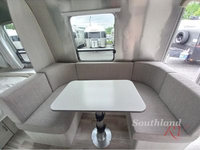2025 Airstream Bambi - Photo 11