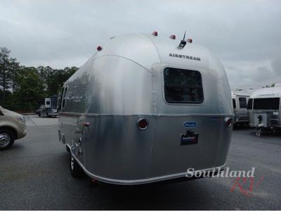 2025 Airstream Bambi - Photo 4