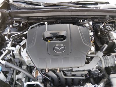 2025 Mazda CX-30 - Photo 9