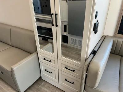 2027 Entegra ODYSSEY — photo 9 view
