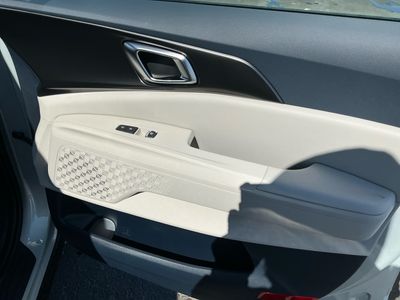 2026 Kia Carnival — photo 21 view