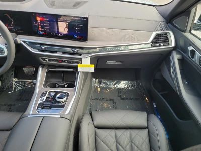 2026 BMW X6 — photo 16 view