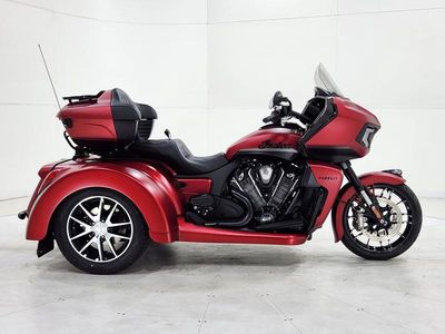 2025 Indian Motorcycle Pursuit Dark Horse 112 Sunset Red Smoke with Black Smoke - Photo 8