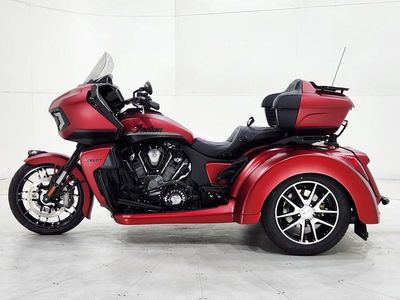 2025 Indian Motorcycle Pursuit Dark Horse 112 Sunset Red Smoke with Black Smoke - Photo 7