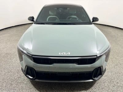 2025 Kia K4 — rear three-quarter view