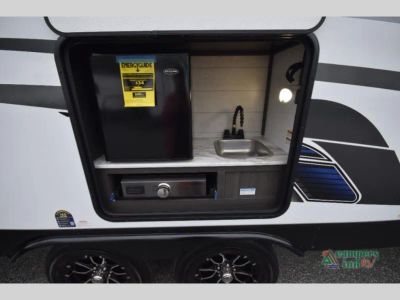 2026 Venture RV SportTrek - Photo 8