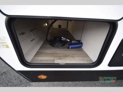 2026 Venture RV SportTrek - Photo 10