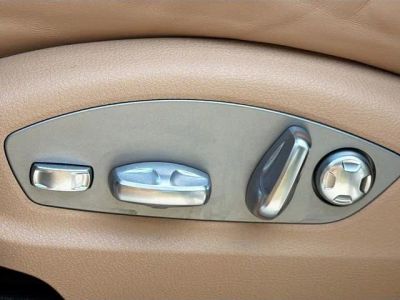 2023 Porsche Macan — photo 25 view