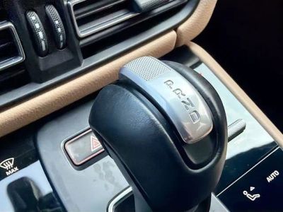 2023 Porsche Macan — photo 29 view