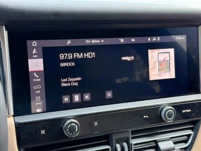 2023 Porsche Macan — photo 30 view