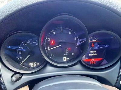 2023 Porsche Macan — photo 38 view