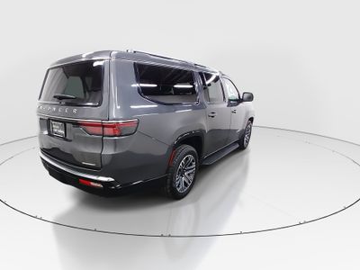 2024 Jeep Wagoneer L — photo 7 view