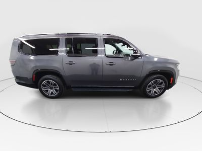 2024 Jeep Wagoneer L — photo 8 view