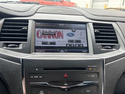 2014 Lincoln MKS — photo 10 view