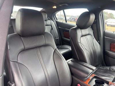 2014 Lincoln MKS — photo 15 view