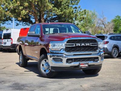 2022 RAM 2500 Tradesman Crew Cab 4x4 6'4' Box in Delmonico Red Pearlcoat — front three-quarter view