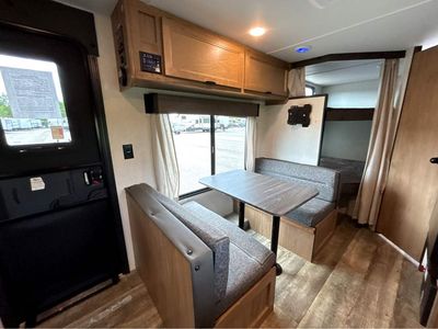 2024 Forest Cherokee - Photo 24