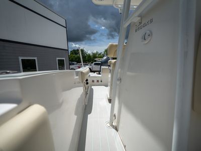 2013 Nauticstar XS Series Boat 2500 XS - Photo 21