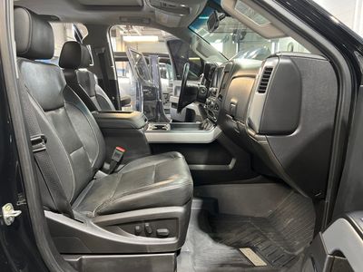 2017 Chevrolet Silverado 3500HD - Photo 15