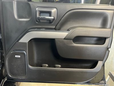 2017 Chevrolet Silverado 3500HD - Photo 21
