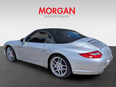 2010 Porsche 911 — engine compartment view