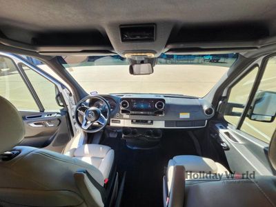 2021 Airstream Atlas - Photo 7