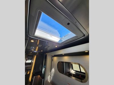 2021 Airstream Atlas - Photo 12