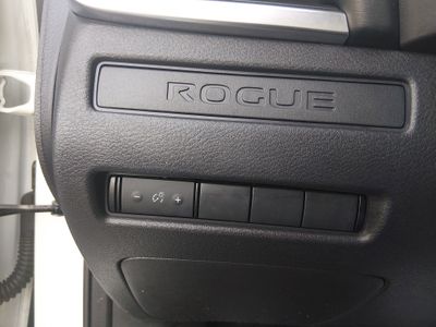 2022 Nissan Rogue - Photo 13
