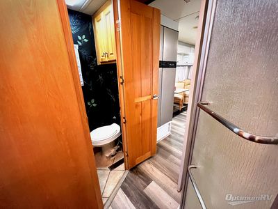 2006 Monaco RV Diplomat - Photo 37