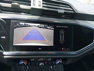 2024 Audi Q3 — photo 16 view