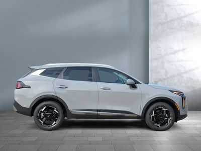 2026 Kia Sportage Hybrid — detail view