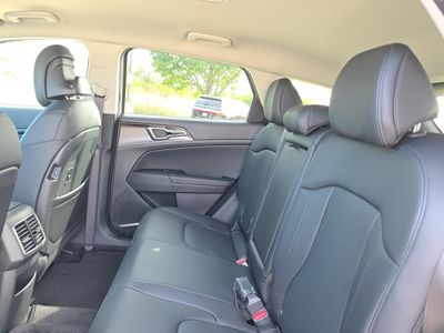 2026 Kia Sportage Hybrid — photo 12 view