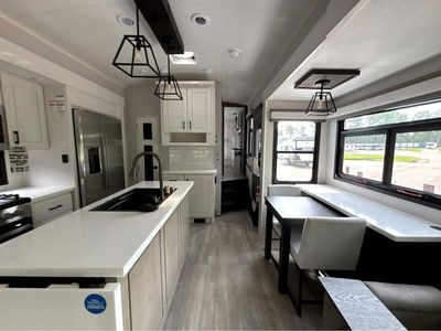 2026 Jayco Pinnacle - Photo 9