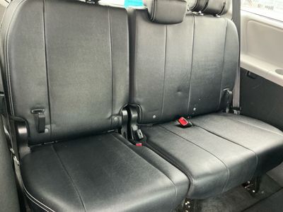2018 Toyota Sienna — photo 10 view