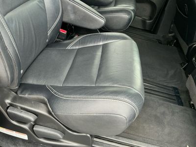 2018 Toyota Sienna — detail view