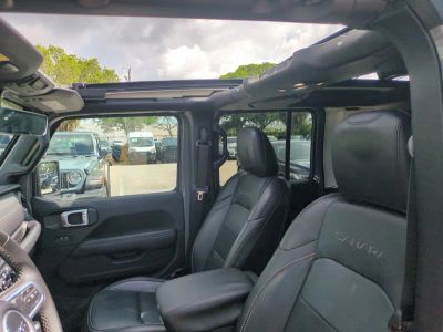 2023 Jeep Wrangler — photo 21 view