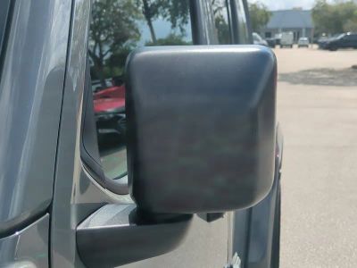 2023 Jeep Wrangler — photo 12 view