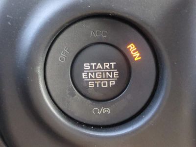 2023 Jeep Wrangler — photo 30 view