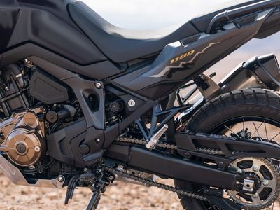 2026 Honda Africa Twin - Photo 6